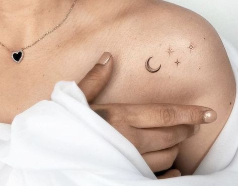 Moon Stars Tattoo, Star Tattoo On Shoulder, Small Symbols, Moon Star Tattoo, Cute Totoro, Small Star Tattoos, Small Moon Tattoos, Sakura Tattoo, Stars Tattoo