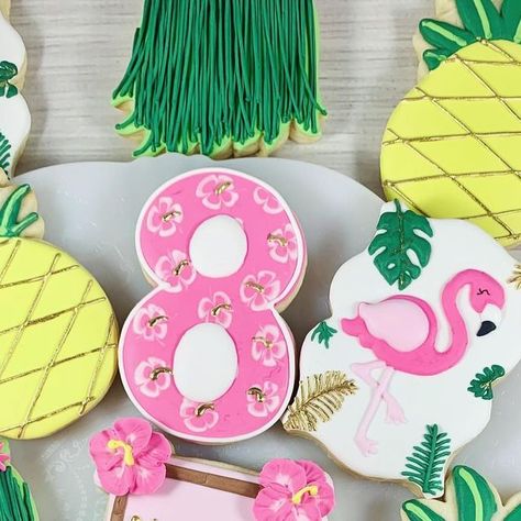 Amy Norwood on Instagram: "What a fun summer theme! It’s a Luau for an 8th birthday party🌺🍍🦩🎂 Happy 8th birthday to Harper!! #birthdaycookies #luaucookies #pineapplecookies #flamingocookies #amycarolcookies" Luau Cookies, Pineapple Cookies, Happy 8th Birthday, Girl Themes, Summer Theme, Birthday Cookies, 8th Birthday, Fun Summer, Birthday Ideas