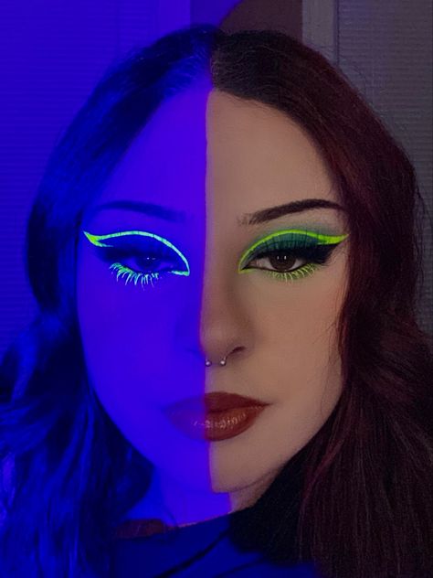 Uv Rave Makeup, Glow In Dark Makeup Ideas, Black Light Makeup Ideas Glow, Glow In Dark Makeup, Glow In The Dark Eyeliner, Uv Eyeliner Looks, Neon Makeup Ideas Black Lights, Black Light Makeup Ideas, Neon Liner Makeup