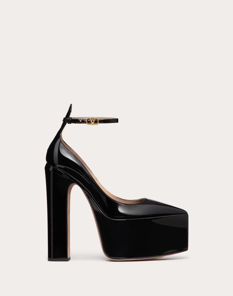 Valentino Heels, Trending Heels, Heels Aesthetic, Valentino Garavani Shoes, Womens Pumps, Designer Pumps, Ankle Strap Pumps, Strap Pumps, Valentino Women