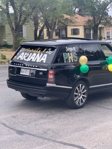 Class Of 2023 Car Decorating, Grad Car Window Paint, Just Graduated Car Paint, Graduation Car Paint, Grad Car Window Paint Ideas, Graduate Car Decoration, Graduation Window Paint Ideas, Graduation Car Window Paint Ideas, Senior Car Decorating Ideas 2024 Window