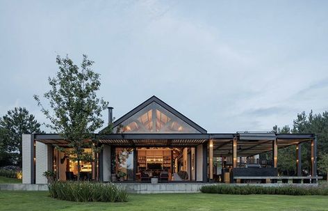 Modern Farm Restaurant, Event Venue Spaces, Events Place, Contemporary Barn, Modern Rustic Farmhouse, Barn Parties, Architecture Concept Diagram, Event Hall, Outdoor Restaurant