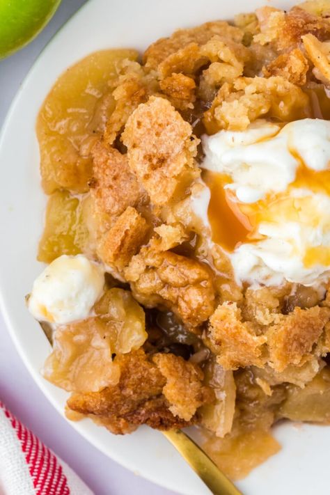 My Grandma's Apple Crumble - Kitchen Divas Fruit Crisp Recipe, Crisp Recipes, Apple Crumble Recipe, Sweet Apples, Fruit Crisp, Cooked Apples, Grandmas Recipes, Crisp Recipe, Joy Of Cooking