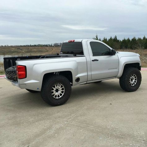 Nicely set up. Silverado Single Cab, Baja Truck, Single Cab Trucks, Chevy Trucks Silverado, Silverado Truck, Future Trucks, Trophy Truck, Sand Rail, Chevy Pickup Trucks