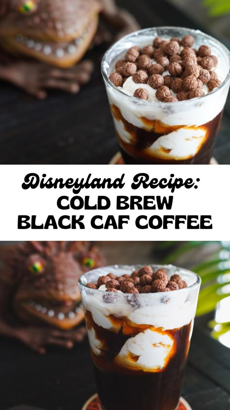 Disneyland Desserts, Coldbrew Coffee, Starbucks Breakfast, Disney Inspired Food, Disney Drinks, Star Wars Food, Cocoa Drink, Coffee Party, Disneyland Food