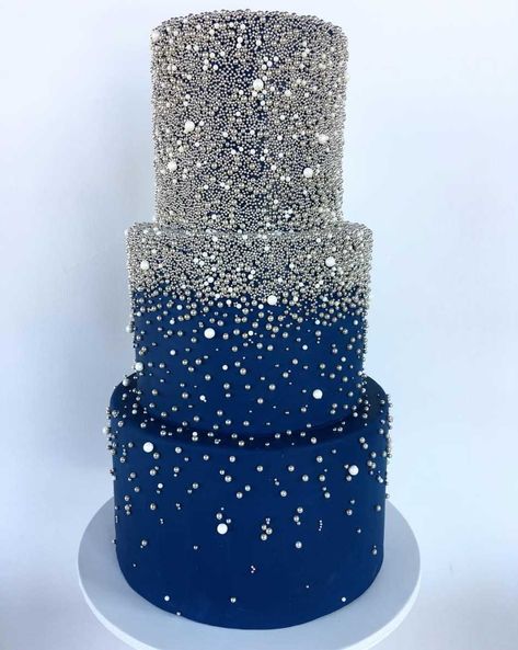 Cake Designs Vintage, Period Cramp Simulator, Snowflake Wedding Cake, Snow Bride, Sequin Wedding Cake, Period Cramp, Wedding Cake Tree, Winter Wonderland Cake, Sparkle Cake