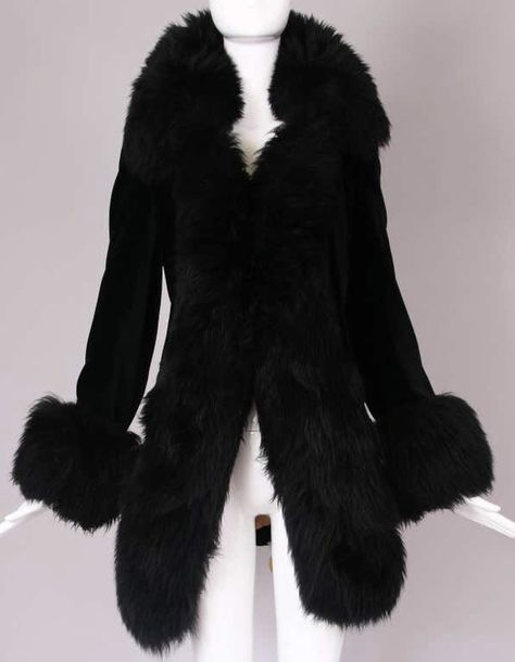 Whimsigoth Png Clothes, Black Fur Trim Coat, Black Fur Coat Outfit, Goth Closet, Goth Coat, Chilly Weather Outfits, Fur Jacket Outfit, Goth Jacket, Shifting Clothes