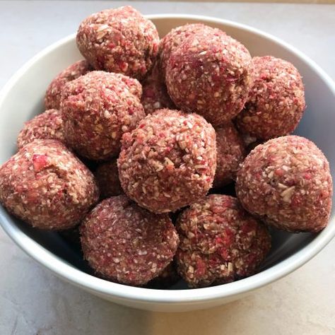 Power Balls Recipe, Great Questions, Low Histamine, Recipe Gluten Free, Power Balls, Freeze Dried Fruit, Baking Basics, Cottage Pie, Pea Protein