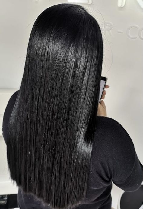 Jet Black Hair Medium Length, Loks Hair, Black Straight Hair, Hair Pale Skin, Straight Black Hair, Black Hair Dye, Long Silky Hair, Jet Black Hair, Glossy Hair