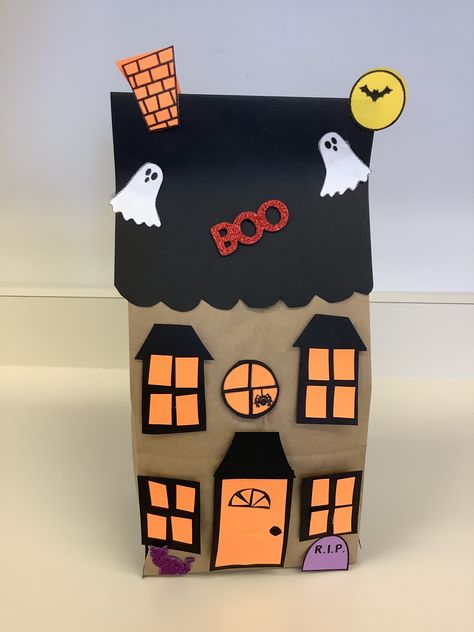 Halloween Brown Paper Bag Crafts, Milk Carton Haunted House, Paper Bag Haunted House, Halloween Crafts Paper Bags, Paper Bag Haunted House Craft, Haunted House Kids Craft, Haunted House Craft Ideas, Haunted House Art For Kids, Haunted House Dramatic Play