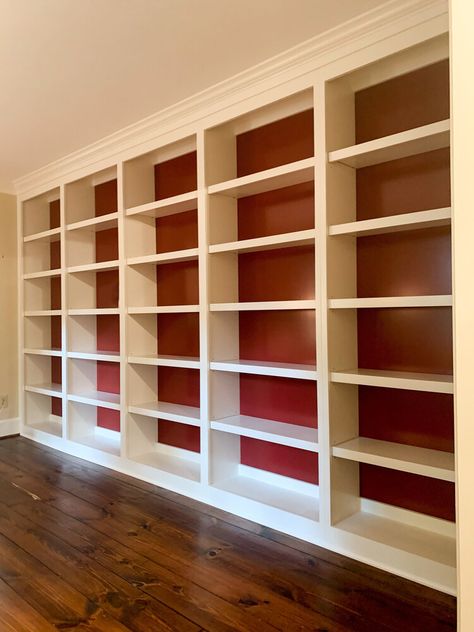 Custom Built-In Bookcases — Woodmaster Custom Cabinets Study Built In Bookcases, Classic Built In Bookshelves, Custom Built In Shelves, Built In Book Case Ideas, Simple Built In Bookshelves, Wall To Wall Bookcase, Wall Of Bookcases, Wall Bookcases Built Ins, Full Wall Bookshelves