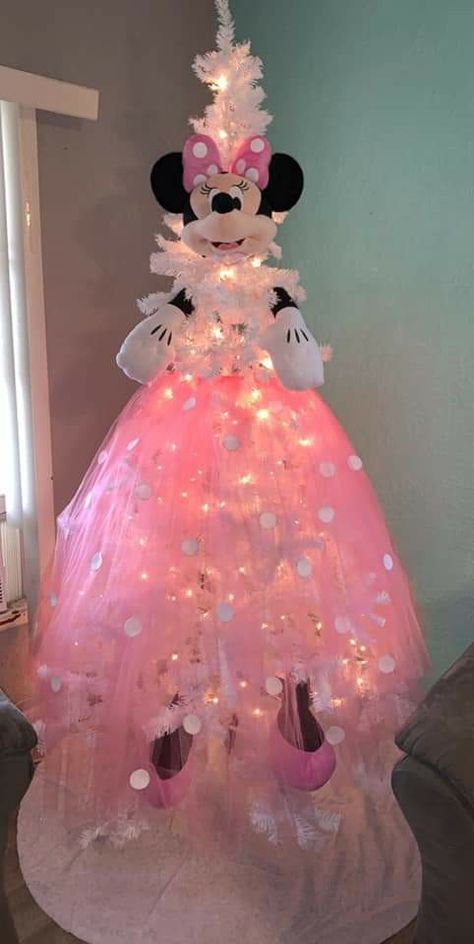 Minnie Mouse Christmas Tree, Mickey Mouse Christmas Tree, Disney Christmas Tree, Minnie Mouse Christmas, Minnie Christmas, Mouse Christmas, Mickey Christmas, Mickey Mouse Christmas, Cool Christmas Trees