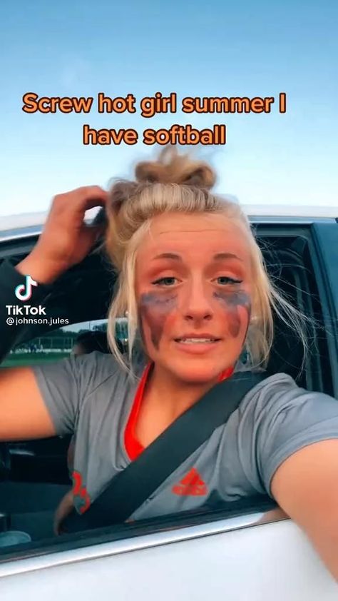 Softball Pfp, Softball Tiktok, Workouts Softball, Softball Tiktoks, Softball Chants, Funny Softball Quotes, Softball Memes, Sports Quotes Softball, Softball Workouts