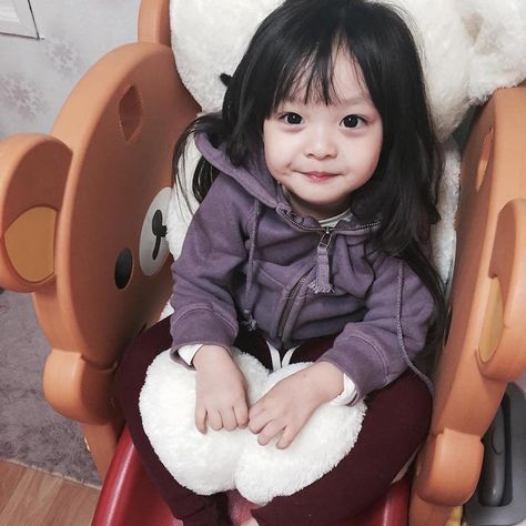 Ulzzang Kids, Cute Asian Babies, Korean Babies, Asian Kids, Asian Babies, 인물 사진, Baby Fever, One In A Million