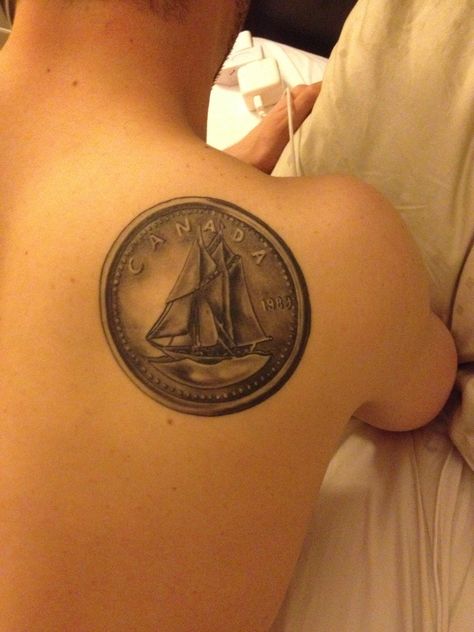 Canadian dime tattoo. Parents bought their first boat the same year I was born. Also everyone has a Canadian maple leaf or flag. Thought this would be more original. Dime Tattoo, Compass Tattoo, Shoulder Tattoo, Body Art Tattoos, Tatting, Body Art, Piercings, Google Search, Tattoos