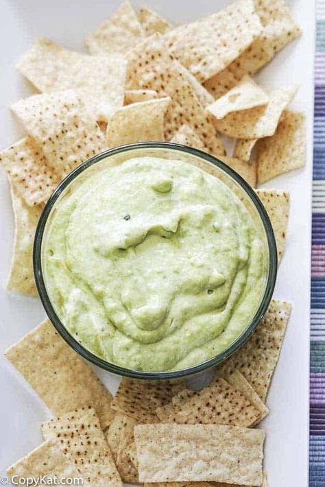 Mexican Green Sauce, Enchiladas Burritos, Creamy Avocado Salsa, Green Tomato Salsa, Green Sauce Recipe, Creamy Salsa, Sauces Recipes, Tomatillo Sauce, Creamy Avocado Sauce