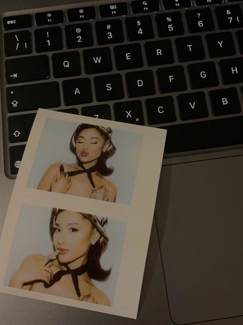 Ariana Grande Polaroid Aesthetic, Ariana Grande Polaroid, Ariana Polaroid, Ariana Grande Core, Arianator Aesthetic, Sweetener Aesthetic, Ariana Grande Aesthetic Wallpaper, Polaroids Aesthetic, Diva Aesthetic