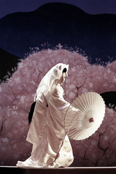 Cristina Gallardo-Domas as Cio-Cio San | Madama Butterfly |ROH / Bill Cooper, Madame Butterfly Opera, Madama Butterfly, Paris Opera House, The Royal Opera House, Butterfly Costume, Royal Opera House, Madame Butterfly, A Night At The Opera, Amadeus Mozart