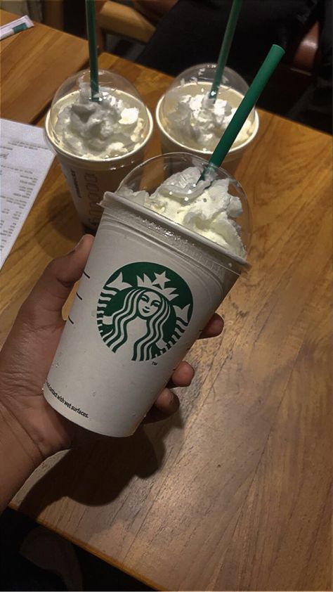 Starbucks Snap, Bandra Worli Sea Link, Mini Wallpaper, Ipad Mini Wallpaper, Ball Painting, Self Pictures, Dragon Ball Painting, Money Images, Snapchat Funny