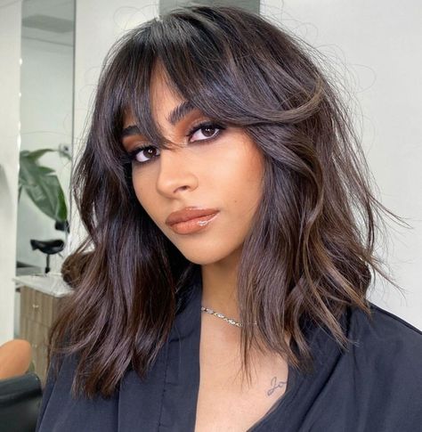 Shattered Chocolate Brown Lob with Curtain Bangs Brunette Fall Hair 2023 Bangs, Brunette Fall Hair 2023 Short, Brunette Bangs Shoulder Length, Brunette Balayage Hair With Bangs, 2024 Hair Cuts, Brunette Fall Hair 2023, Curly Lob Haircut, Long Lob Haircut, Lob Haircut Layered