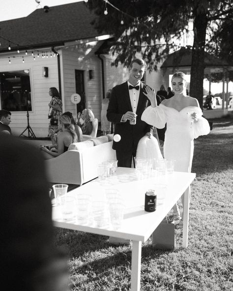 The Emerson | DFW Event Venue on Instagram: “E + C are truly the most chic couple we've ever met - like who looks THIS cool playing water pong!?!” Wedding Beer Pong, Cocktail Hour Decor, Wedding Beer, Wedding Guess, Indoor Wedding Receptions, Minimalist Wedding Decor, Cocktail Hour Wedding, Bridal Party Outfit, Wedding Reception Flowers