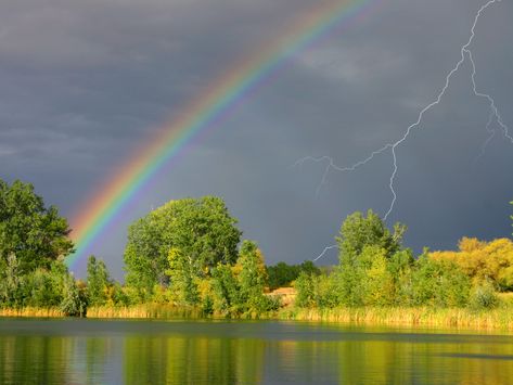 Rainbow Images, Rainbow Pictures, God Artwork, Rainbow Photo, Rainbow Rain, Thunder And Lightning, Cloud Wallpaper, Rainbow Wallpaper, No Rain