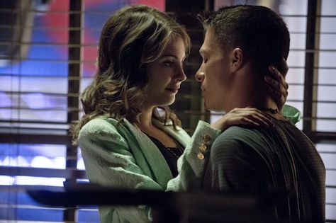 Season 2 Arrow is off to a great start with some cute Roy/Thea scenes Roy And Thea, John Diggle, City Of Heroes, Summer Glau, Willa Holland, Stephen Amell Arrow, Roy Harper, Thea Queen, Colton Haynes