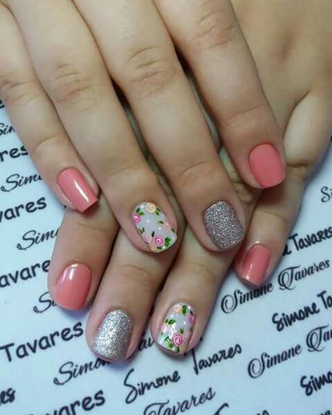 Featured image of post De U as Decoradas Elegante Manicure Sencillo Tener u as decoradas no s lo es para las chicas de u as largas por eso nos dimos a la tarea de encontrar divertidos dise os en los que te puedes u as decoradas con brillos u as decoradas con esmaltes arte de u as negras u as de colores u as elegantes y sencillas decorados para