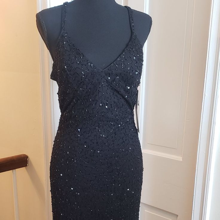 Black Gorgeous Long Beaded Gown. Still Has Tags On It. Fits Much Smaller. Black Beaded Dress For Prom, Prom Dress Ideas Unique, Masquerade Formal, 90s Gown, Pink Animal Print Dress, Mood Board For Fashion, Early 2000 Fashion, Beaded Black Dress, Prom Vibes