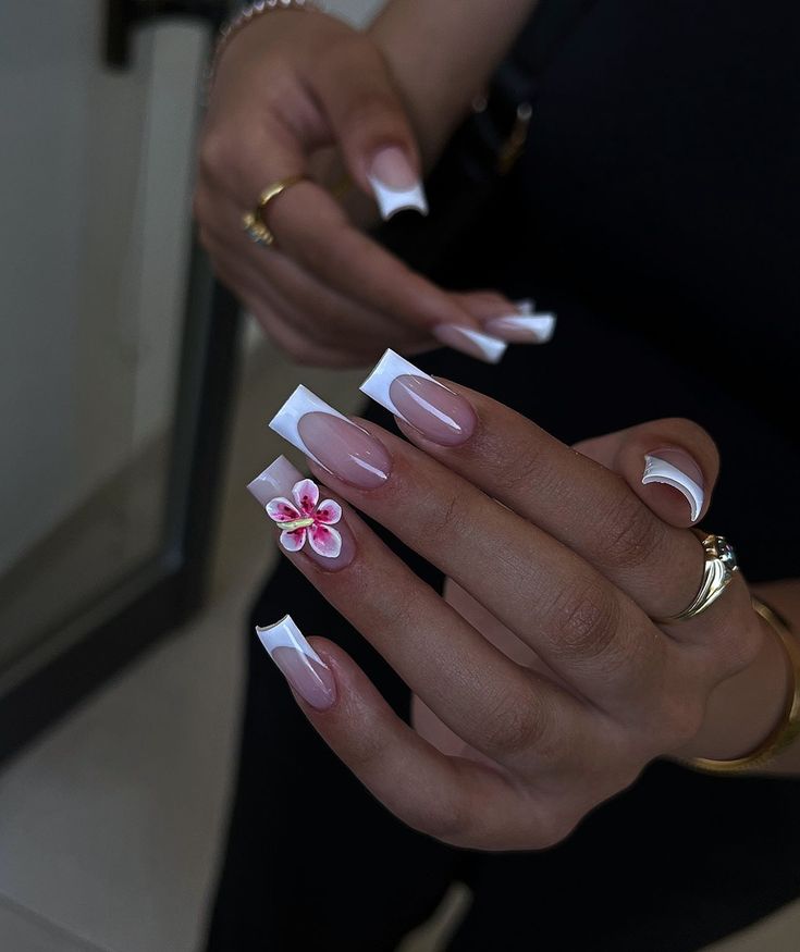 French Nail Ideas, Beauty On A Budget, Bow Nails, Beach Nail Designs, Beach Nail, Nagel Tips, Girly Acrylic Nails, French Acrylic Nails, French Nail