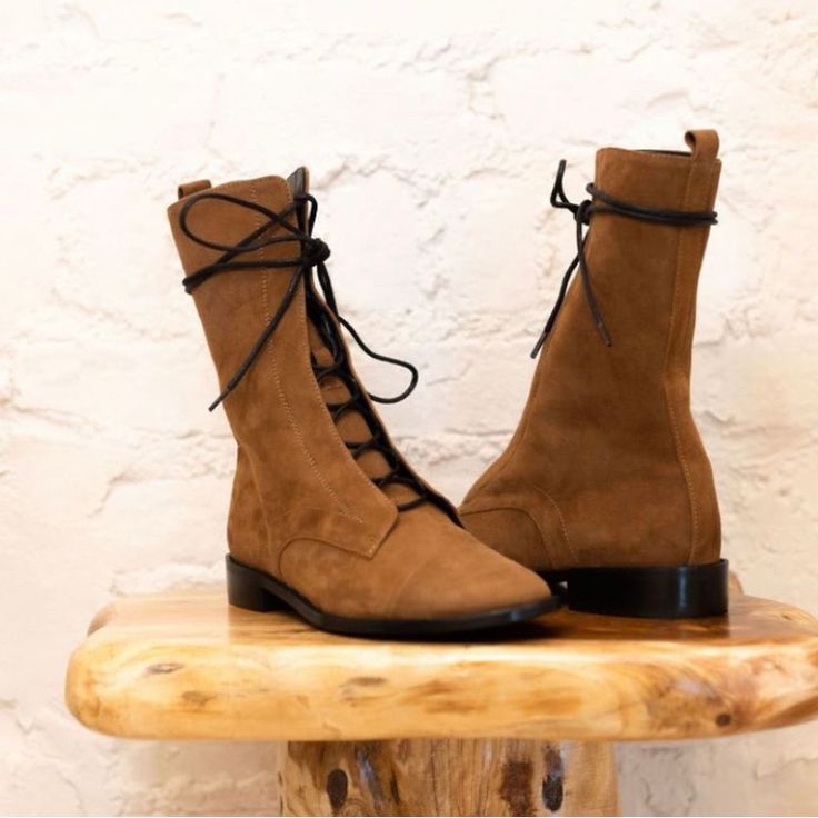 Hand Made Italian Brown Tan Beige Boots Can Be Worn Tied Around The Foot Or Around The Boot Like Photo Listed. Size 38 Beige Suede Boots, Tall Combat Boots, Tall Lace Up Boots, Lace Up Boots Women, Beige Boots, Like Photo, Steve Madden Boots, Fur Shoes, Tall Leather Boots