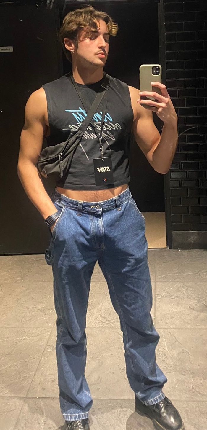 Masculine Club Outfits, Men In Crop Tops Aesthetic, Gay Clubbing Outfit, Male Clubbing Outfits, Men Crop Top Outfit, Male Crop Top Outfits, Mens Club Outfit Night, Crop Top Hombre, Male Club Outfits