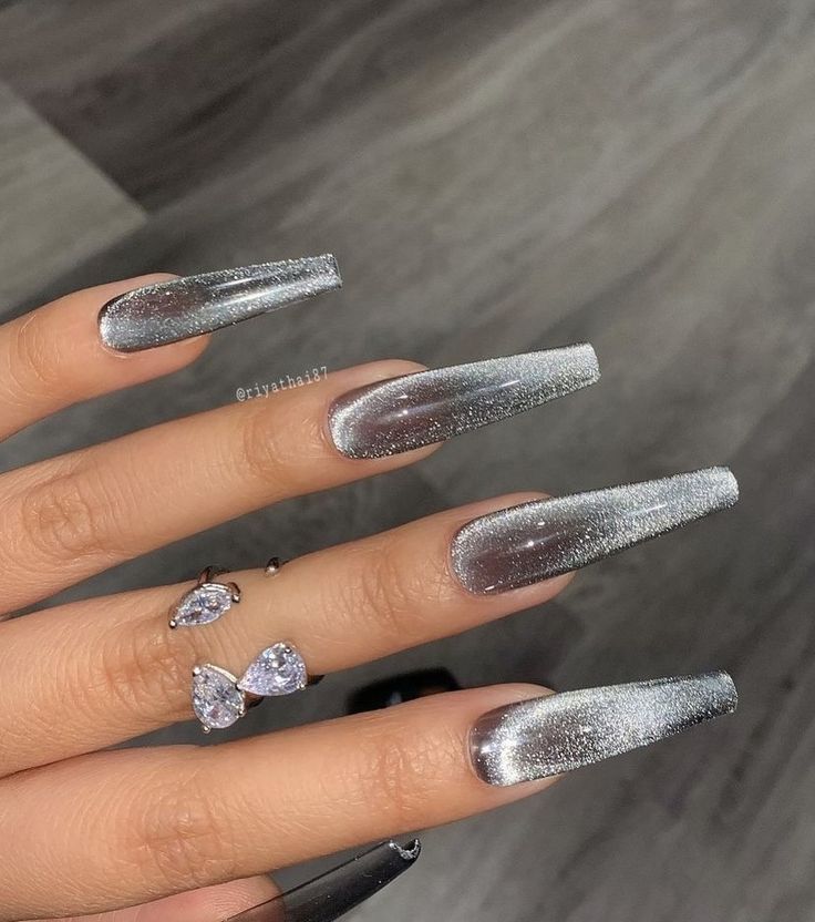 Nails And Rings, Black Acrylic Nails, Almond Acrylic Nails, Glass Nails, Cat Eye Nails, Nail Jewelry, Silver Nails, Collage Wall, Dream Nails