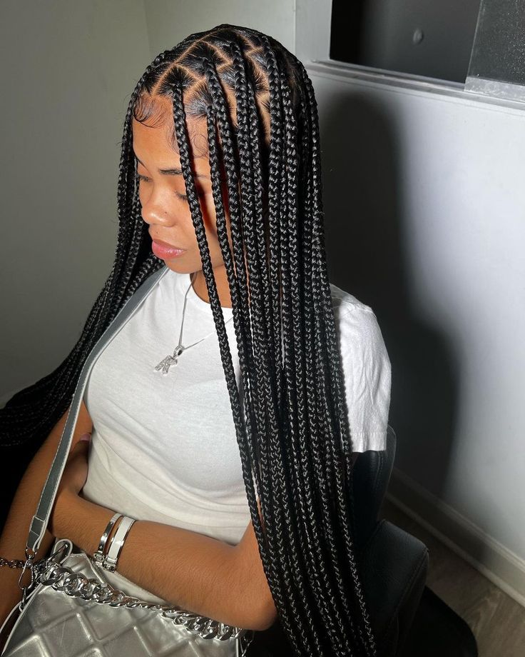 Medium Braids Knotless, Sleek Box Braids, Medium Knotless Styles, Med Large Knotless Braids, Knotless Large Braids, Medium Large Braids, Knowles’s Braids, Medium Jumbo Box Braids, Smedium Knotless Long