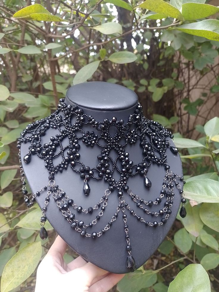 Ornate Necklace, Victorian Gothic Jewelry, Victorian Necklace, Royal Aesthetic, Gothic Victorian, Necklace Statement, Victorian Gothic, Gothic Jewelry, Beaded Choker