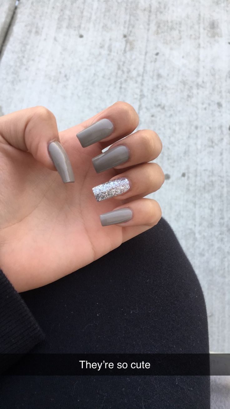 Grey fall nails Grey Fall Nails 2022, Cute Nails Acrylic Gray, Velvet Nails, Plain Nails, Gray Nails, Fall Acrylic Nails, Coffin Nails Long, Nude Nails, Mani Pedi