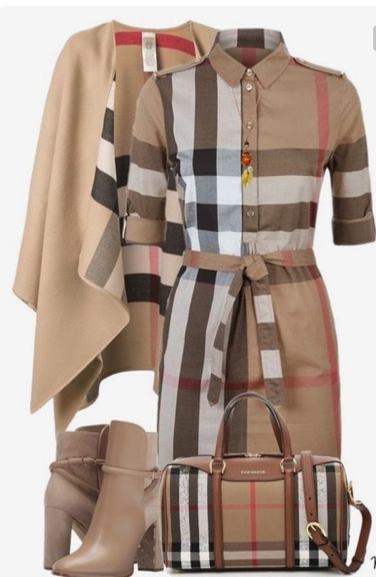 Burberry ♥️♥️ Burberry Outfits Women, Handbag Trends 2023, Ladies Purses Handbags Style, Ssense Fashion, Ladies Purses Handbags, Plus Size Clothes For Women, Handbag Trends, Burberry Dress, Burberry Outfit