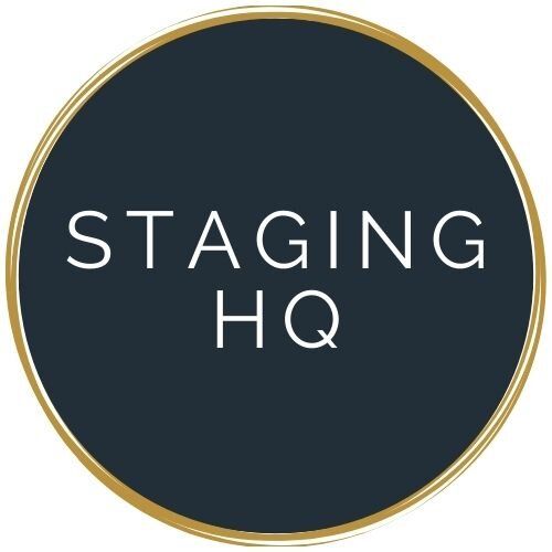 the logo for staging hq, which is gold and black with white letters on it