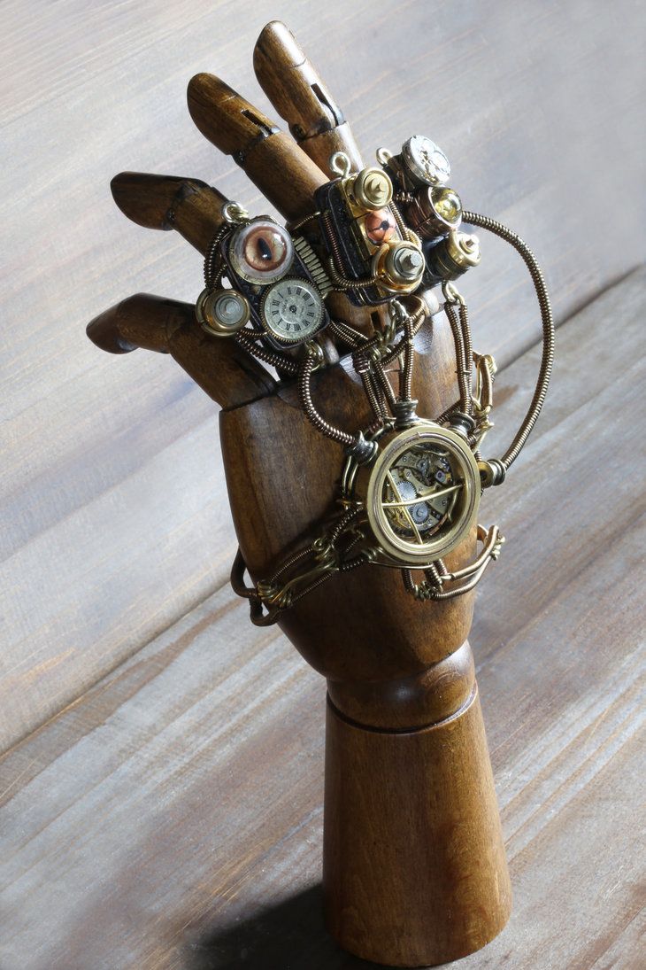 Steampunk mechanical hand by CatherinetteRings Moda Steampunk, Steampunk Gadgets, Steampunk Items, Mode Steampunk, Steampunk Aesthetic, Steampunk Couture, Beautiful Halloween, Art Steampunk, Style Steampunk