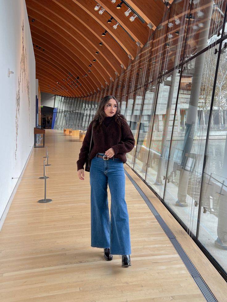 Winter Museum Date Outfit, Bootleg Jeans Outfit Winter, Museum Winter Outfit, Museum Date Outfit Winter, Knee High Boots Outfit Jeans, Winter Museum Outfit, Jeans With Boots Outfit, Museum Day Outfit, Museum Outfit Winter