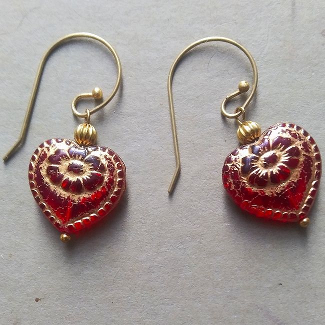 Hearts: Czech Glass With Pretty Gold Foil Metal: Handmade From Raw Brass Pieces And Beads Antique Feel But On-Trend For This Winter: These Earrings Are A Lovely, Deep Red In Person, And Safe For Even The Most Sensitive Ears. Indulge Your Romantic Side! Thanks For Looking, *Pennyroyal* Gold And Red Jewelry, Italian Minimalism, Nice Clothing, Earring Inspo, Czech Glass Jewelry, Fantasy Clothes, Red Heart Earrings, Dope Jewelry, Red Jewelry