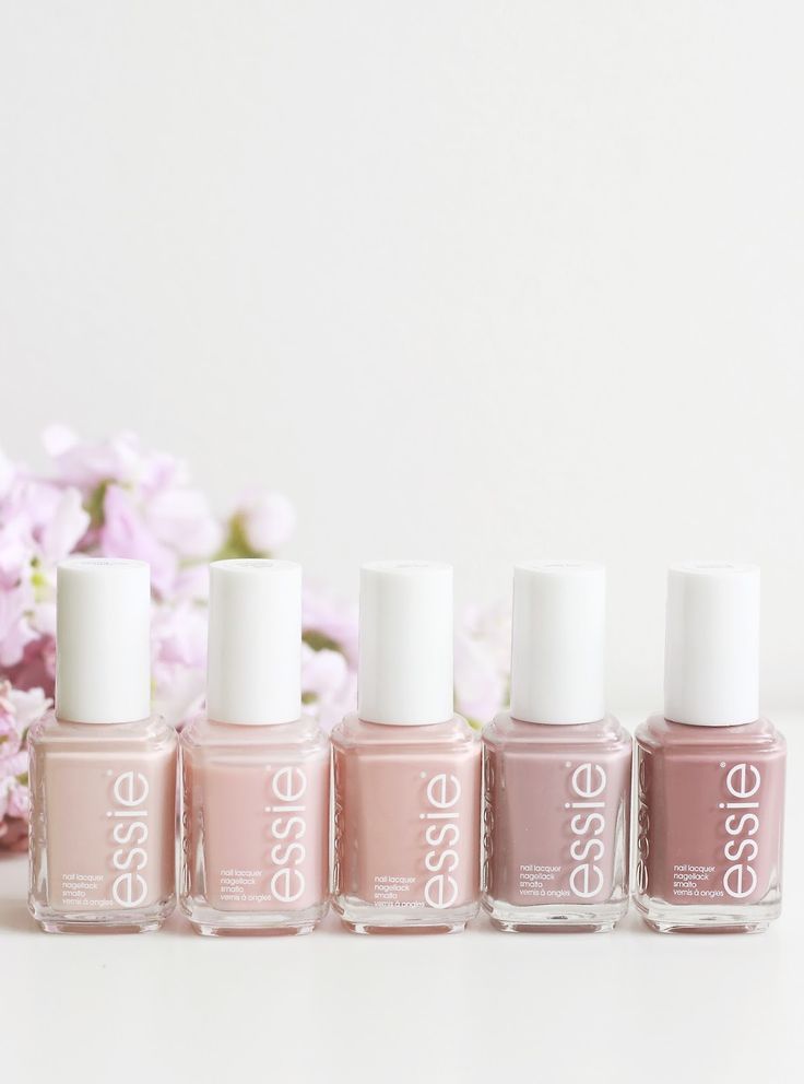 Five Essie Nude Picks | Pint Sized Beauty http://www.pintsizedbeauty.com/2017/05/five-essie-nude-picks.html?utm_source=bloglovin.com&utm_medium=feed&utm_campaign=Feed:+pintsizedbeauty/Yrlv+(Pint+Sized+Beauty) Nail Art Cute, Nude Nail Polish, Nude Nail, Essie Nail Polish, Essie Nail, Neutral Nails, Gel Nail Designs, Makati, Nail Polishes