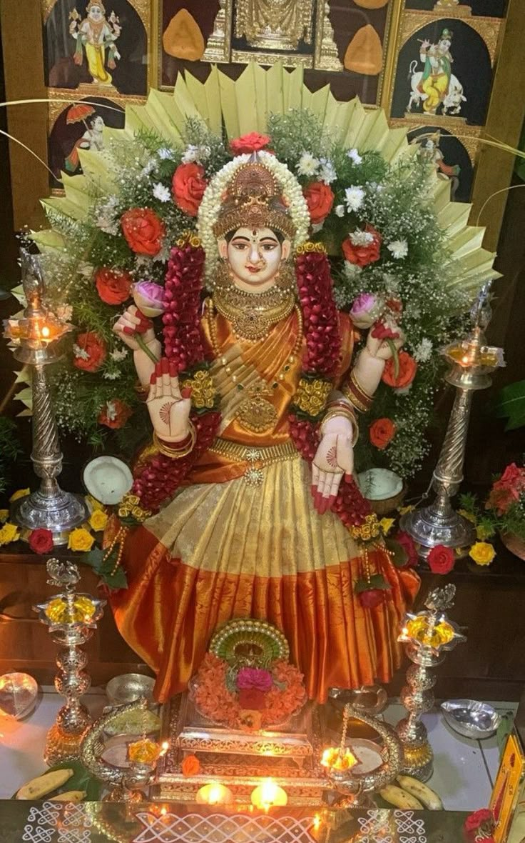 Painted face mask with natural decors Vaibhava Lakshmi Pooja Decoration, Vaibhav Lakshmi Pooja Decoration, Varalakshmi Images, Vara Lakshmi Pooja Decoration, Lakshmi Pooja Decoration Ideas, Varamahalakshmi Decoration Ideas, Varalakshmi Pooja Decoration, Varalakshmi Decoration, Gauri Decoration