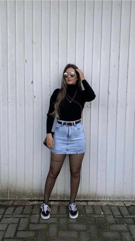 #USA Jean Skirt With Converse Outfit, Women In Their 20s Fashion, Fall Basic Outfits Women, Casual Outfits Without Jeans, Denim Skirt Outfits Fall, Engagement Brunch Outfit, Basic Concert Outfit, Denim Mini Skirt Outfit Fall, Jean Skirt Outfits Winter