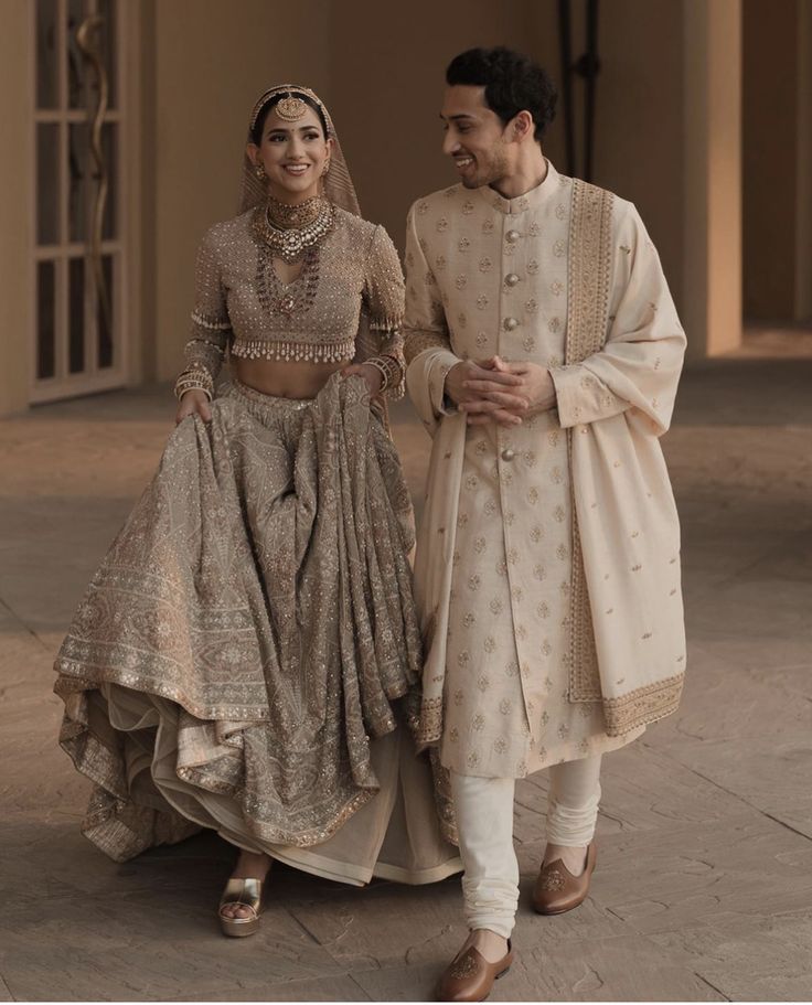 Indian Wedding Couple Dress, Indian Wedding Outfit Bride And Groom, Indian Sherwani Wedding, Trending Sherwani For Groom, Indian Groom Outfit Ideas, Indian Bride And Groom Aesthetic, Bride Groom Outfits Indian Wedding, Men Wedding Photoshoot, Couple Wedding Outfits Indian