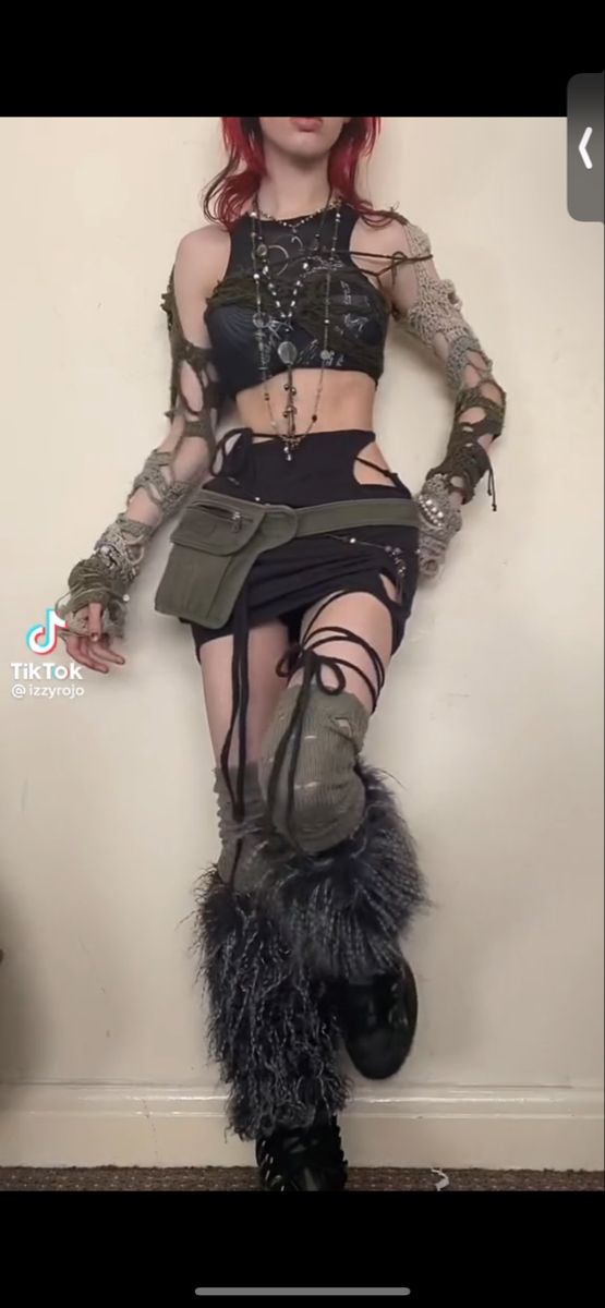 Y2k Outfits For Concerts, Dystopian Punk Fashion, Ashnikko Concert Outfits, Mad Max Rave Outfit, Hyperpop Concert Outfit, Rave Outfits Fairy, Wasteland Rave Outfits, Festival Goth Outfit, Rave Core Outfits