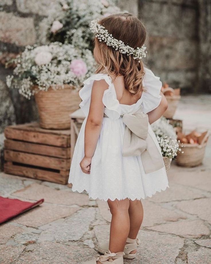 Flower Girl Outfits, Flower Girl Dresses Tutu, Wedding Flower Girl Dresses, Flower Girl Tutu, Wedding Forward, Wedding Flower Girl, Bridesmaid Flowers, Wedding With Kids, Wedding Mood