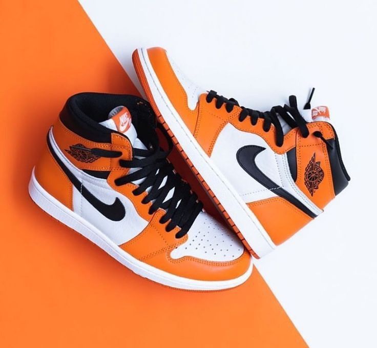 Nike Dunk Low Black And Orange Jordans, Orange Shoes Aesthetic, Nike Dunk High Outfit, Nike Dunk Low Outfit Men, Orange Jordans, Dunk High Outfit, Orange Jordan, Nike Shoes Women Fashion, Custom Shoes Diy