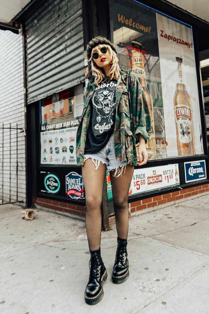 Basics Of Grunge Style And Modern Interpretation Grunge Winter Outfits, Nicole Alyse, Moda Grunge, Soft Grunge Outfits, Look Grunge, Western Outfits Men, Fall Fashion Skirts, Fest Outfits, Grunge Shirt