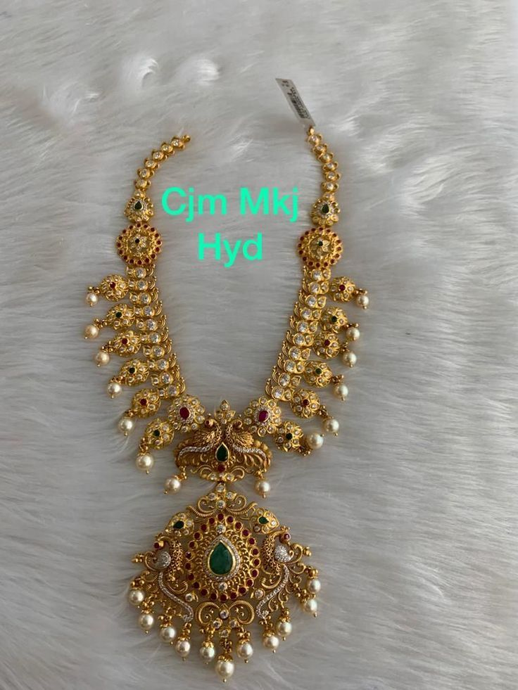 Long Chain Set Gold, Mini Long Chains Gold, New Model Long Harams, Gold Mini Choker Designs, Short And Long Haram Set Gold, Short Jewellery Designs, Naklesh Design Gold, Mini Haaram Designs In Gold, Haram And Necklace Set Gold